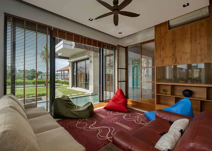Cahaya By Island Escape Villa *